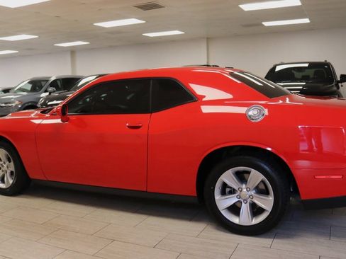 Used 2023 Dodge Challenger SXT RWD image 12