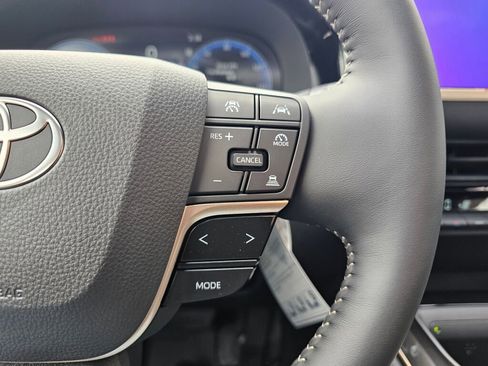New 2026 Toyota Crown AWD/4WD image 15