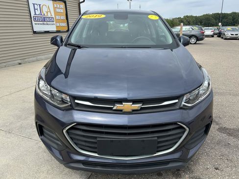 Used 2019 Chevrolet Trax LS AWD/4WD image 2