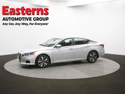 Used 2022 Nissan Altima 2.5 SV image 57