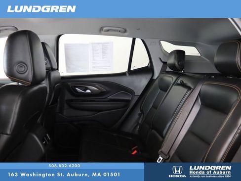 Used 2020 GMC Terrain SLT image 11