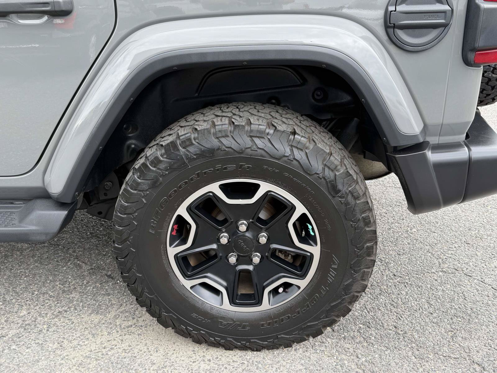 Used 2021 Jeep Wrangler Unlimited Sahara AWD/4WD image 36