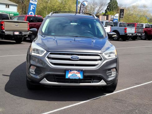 Used 2017 Ford Escape Titanium w/ Equipment Group 301A AWD/4WD image 2
