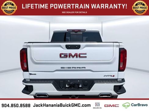Used 2024 GMC Sierra 1500 AT4 w/ Technology Package AWD/4WD image 4
