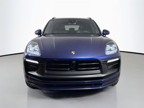 Certified 2023 Porsche Macan GTS w/ Premium Package Plus AWD/4WD image 9