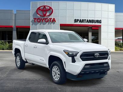 Used 2025 Toyota Tacoma SR5