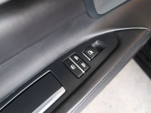 Used 2013 BMW 750Li RWD image 25