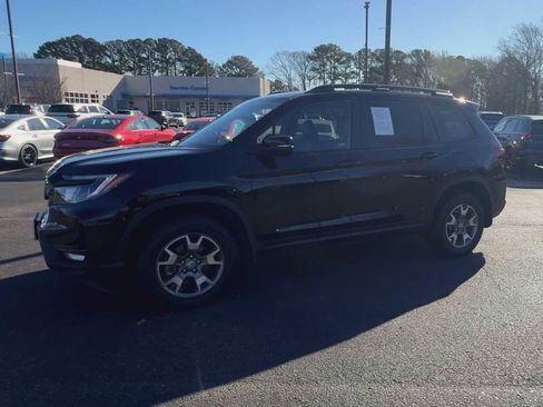 Certified 2023 Honda Passport TrailSport image 4