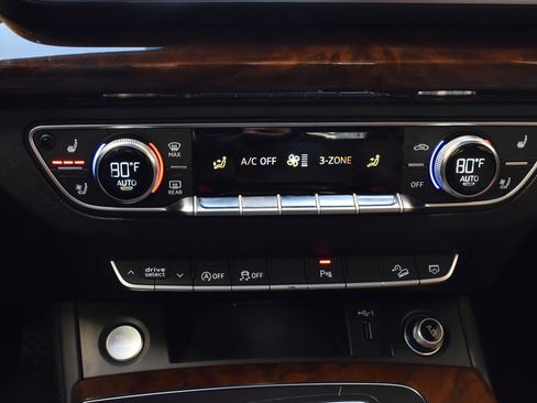 Used 2020 Audi Q5 2.0T Premium Plus w/ Premium Plus Package image 40