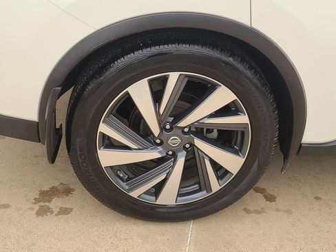 Used 2017 Nissan Murano Platinum w/ Platinum Technology Package FWD image 6