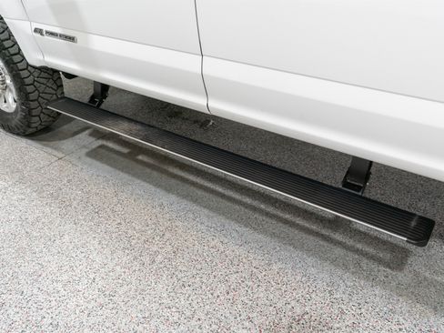 Used 2022 Ford F250 Platinum w/ FX4 Off-Road Package image 12