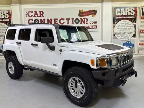 Used 2008 HUMMER H3 AWD/4WD image 1