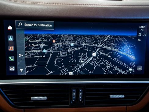 Used 2023 Porsche Cayenne GTS image 47