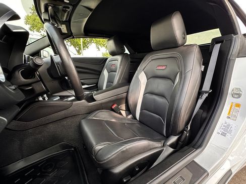 Used 2023 Chevrolet Camaro SS RWD image 10