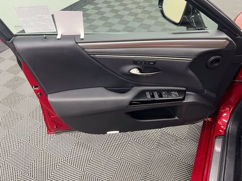 Certified 2023 Lexus ES 300h F Sport w/ Accessory Package (Z2) FWD image 9