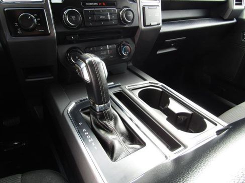 Used 2016 Ford F150 XLT w/ Equipment Group 302A Luxury image 19