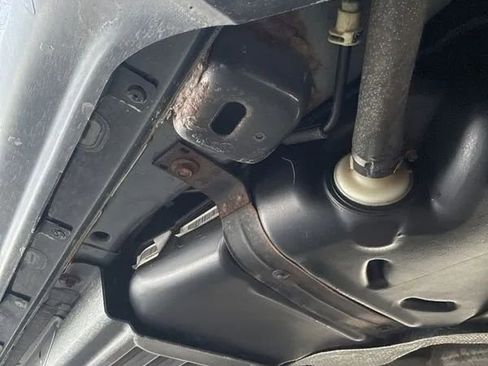 Used 2015 Jeep Grand Cherokee Limited image 16