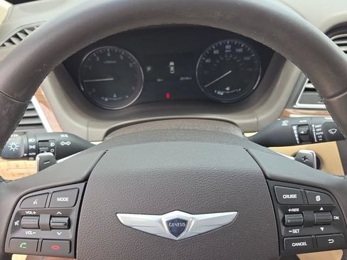 Used 2016 Hyundai Genesis 3.8 w/ Option Group 02 RWD image 23