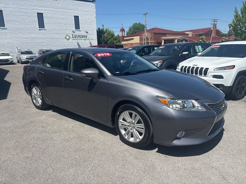 Used 2015 Lexus ES 350 w/ Premium Package FWD image 6