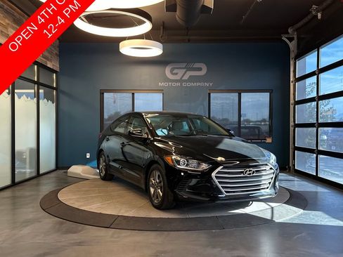 Used 2018 Hyundai Elantra SEL w/ Cargo Package FWD image 1