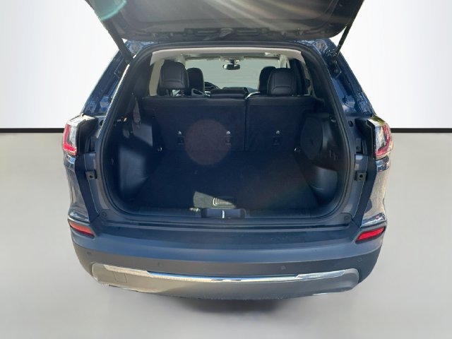 Used 2020 Jeep Cherokee Limited AWD/4WD image 29