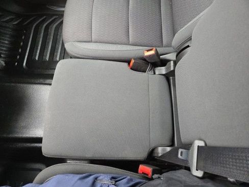 Used 2022 Chevrolet Silverado 1500 LT image 62