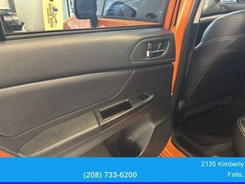 Used 2014 Subaru Crosstrek 2.0i Limited AWD/4WD image 30