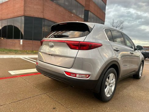 Used 2019 Kia Sportage LX image 8