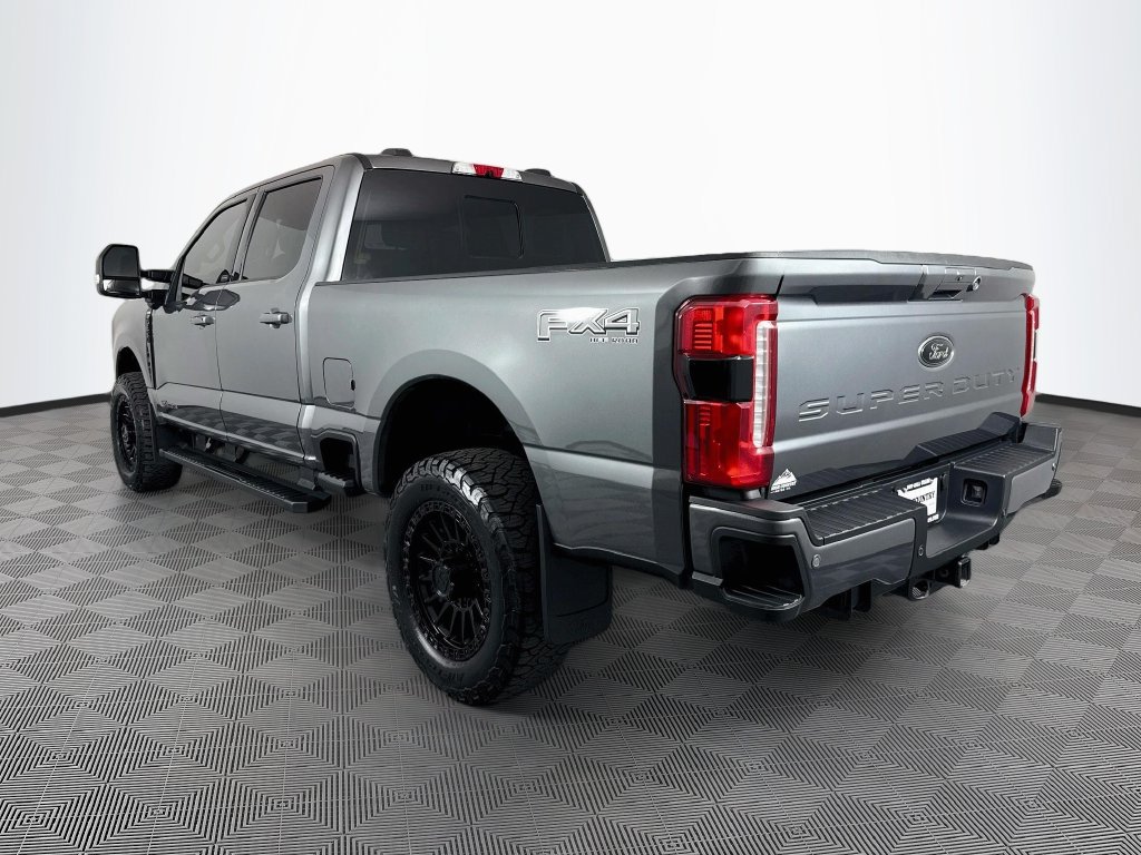 Used 2026 Ford F350 Lariat w/ Black Appearance Package AWD/4WD image 5