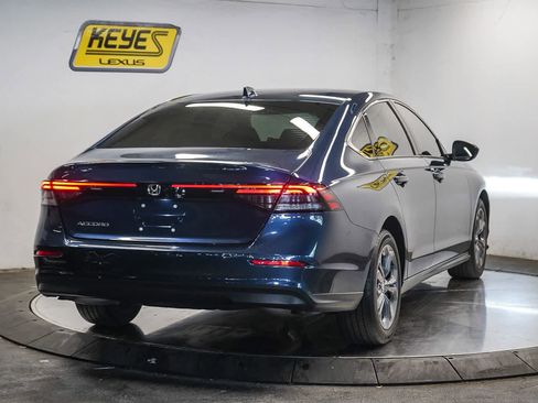 Used 2023 Honda Accord EX image 4