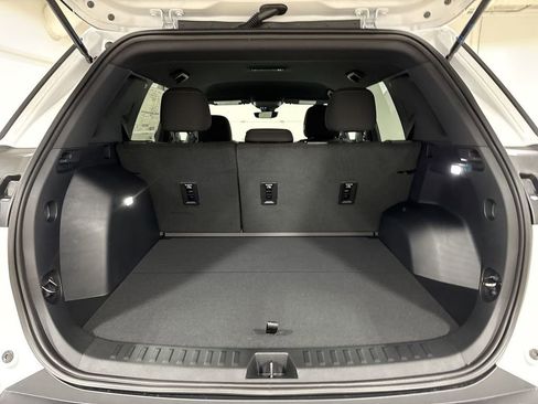New 2026 Chevrolet Equinox LT w/ Safety and Technology Package AWD/4WD image 24