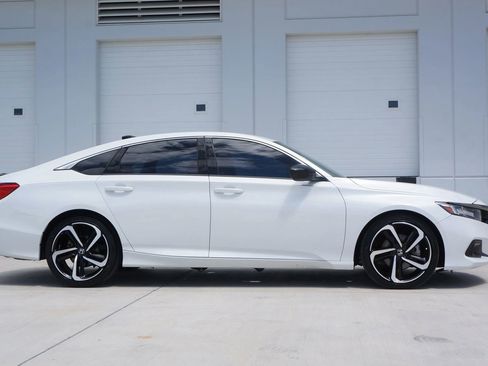 Used 2021 Honda Accord Sport image 13