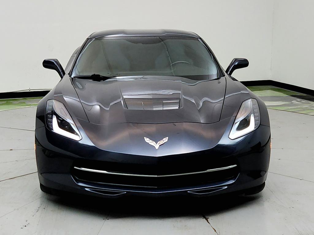 Used 2015 Chevrolet Corvette Stingray Coupe RWD image 2