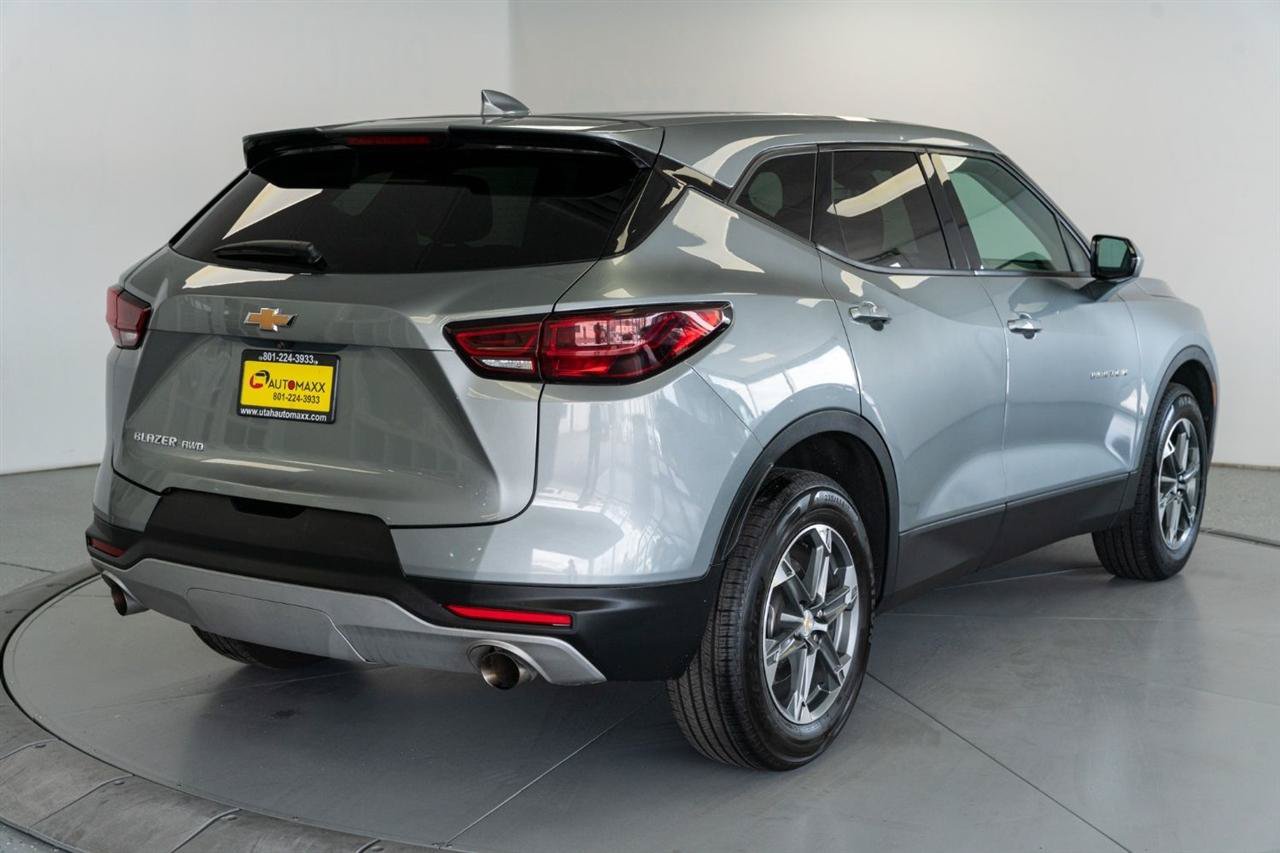 Used 2025 Chevrolet Blazer LT AWD/4WD image 7