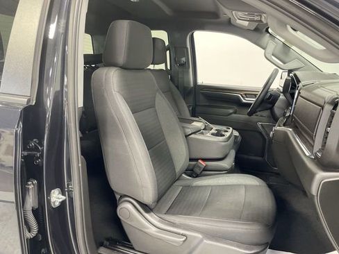 Used 2023 Chevrolet Silverado 1500 LT image 27