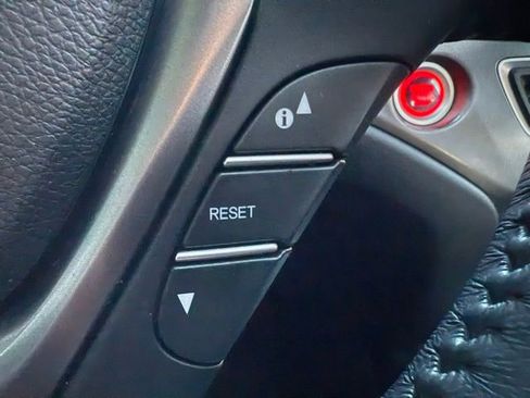 Used 2018 Honda Pilot EX-L image 11