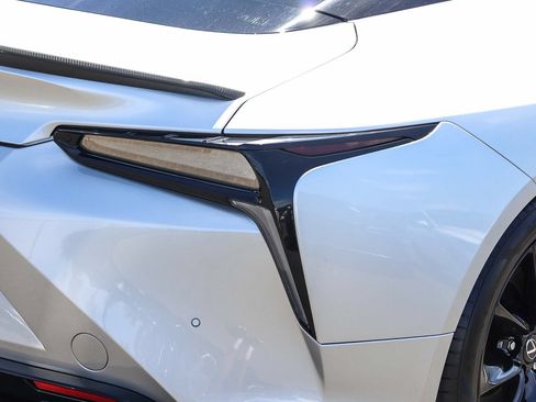 Used 2019 Lexus LC 500h w/ Sport Package RWD image 8