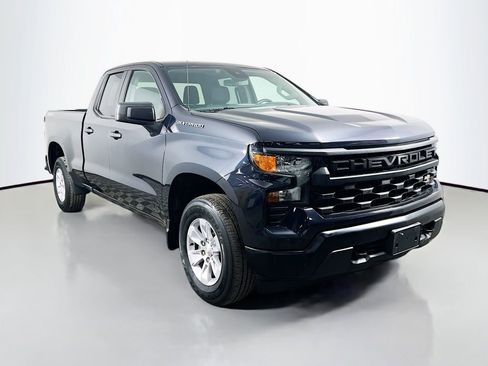 Used 2022 Chevrolet Silverado 1500 W/T w/ WT Convenience Package image 3