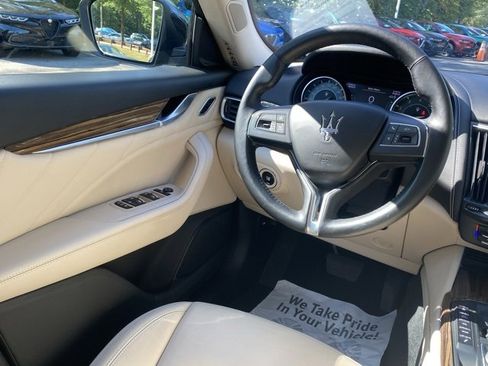 Used 2022 Maserati Levante GT image 42