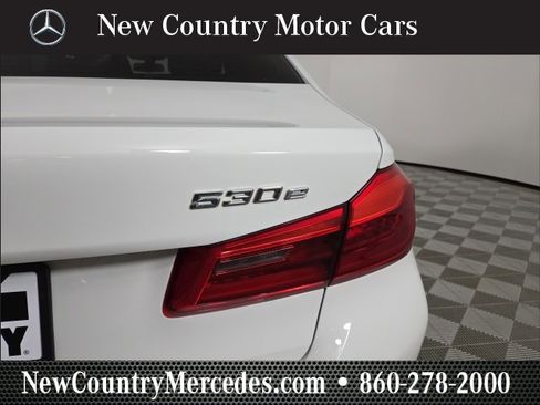 Used 2020 BMW 530e xDrive 530e xDrive iPerformance w/ Premium Package image 7