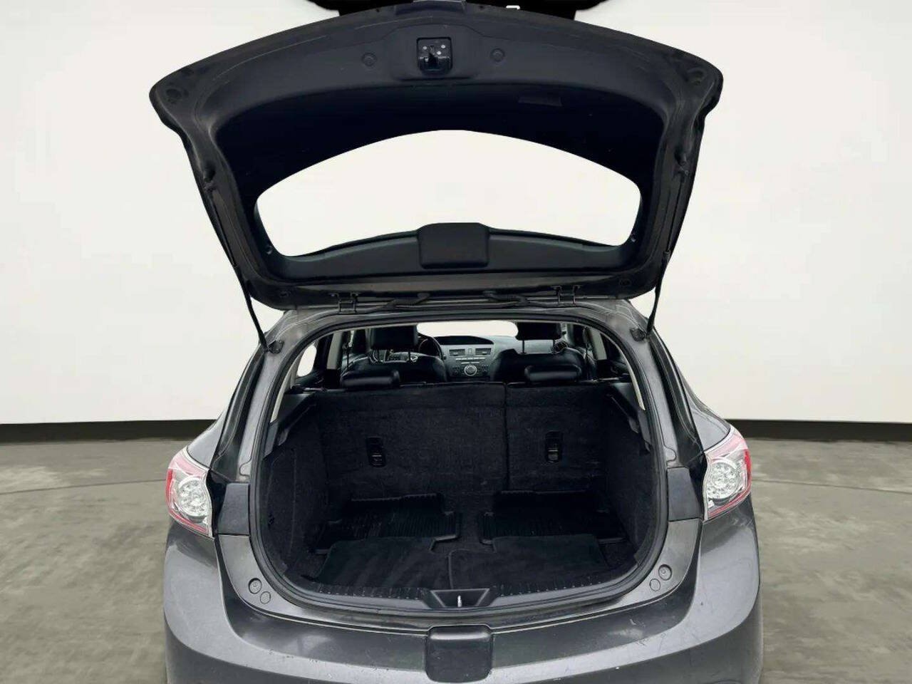 Used 2010 MAZDA MAZDA3 s Grand Touring FWD image 31