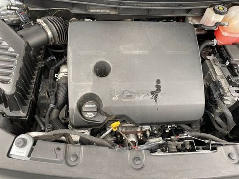 Certified 2023 Chevrolet Traverse LT w/ LT Premium Package image 22