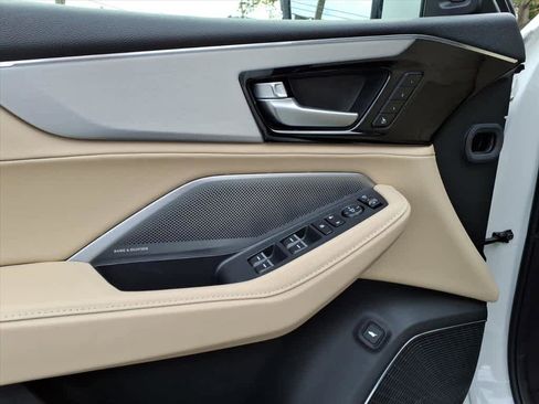 Certified 2026 Acura MDX SH-AWD w/ Technology Package image 22