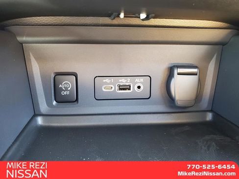 New 2025 Nissan Sentra SV w/ SV Premium Package image 19