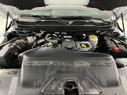 Used 2025 RAM 3500 Laramie AWD/4WD image 62