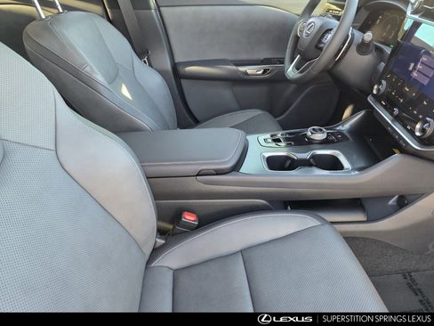 Certified 2024 Lexus RZ 300e Premium image 32