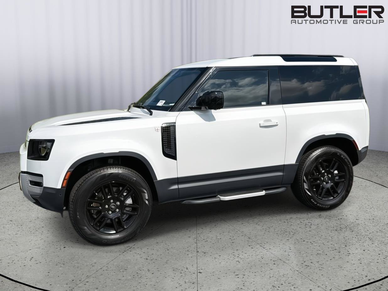 Used 2023 Land Rover Defender 90 SE AWD/4WD image 3