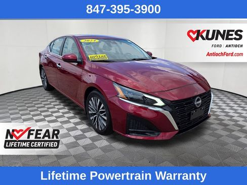 Used 2024 Nissan Altima 2.5 SV w/ SV Premium Package FWD image 1