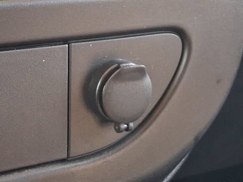 Used 2025 GMC Savana 2500 w/ Driver Convenience Package RWD image 18