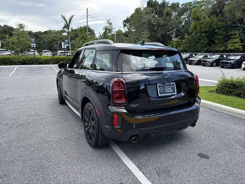 Used 2022 MINI Cooper Countryman S w/ Premium Package FWD image 13